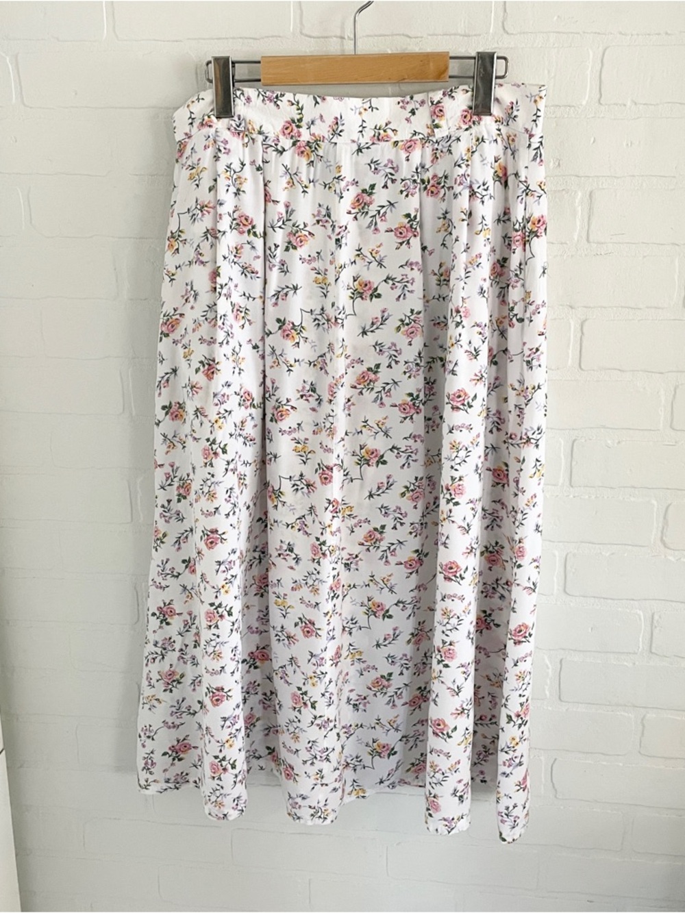 Vintage 90s Prairie Floral Button Front Midi Skirt Romantic 2 pockets Sz M/L - Picture 9 of 15